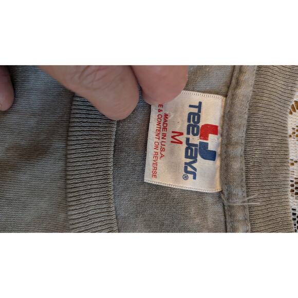 Vintage Yellowstone Park Blue/Gray Chickadee Tshirt Medium, Birds, Nature - Picture 4 of 7